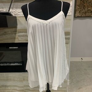 Women’s White ZARA Pleated‎ Blouse Size XS (169)